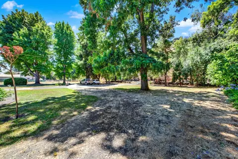 Exterior - 2430 Cordelia Rd, Fairfield, CA 94534 photo 5 of 47