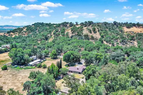 View/Area - 2430 Cordelia Rd, Fairfield, CA 94534 photo 8 of 8