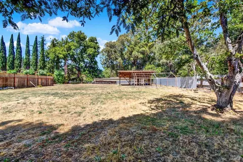 Exterior - 2430 Cordelia Rd, Fairfield, CA 94534 photo 30 of 47