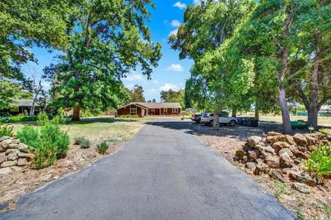 Exterior - 2430 Cordelia Rd, Fairfield, CA 94534 photo 3 of 47