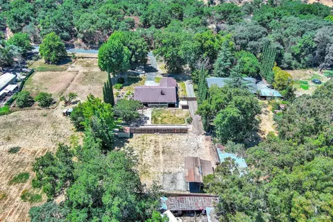 View/Area - 2430 Cordelia Rd, Fairfield, CA 94534 photo 1 of 8