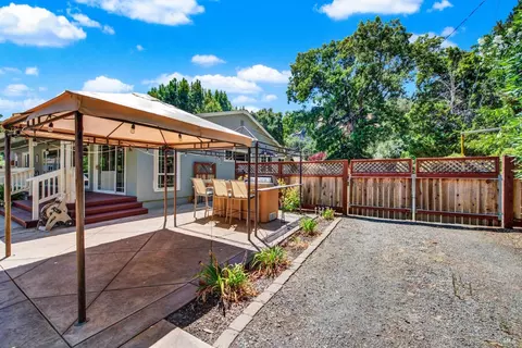 Exterior - 2430 Cordelia Rd, Fairfield, CA 94534 photo 16 of 47