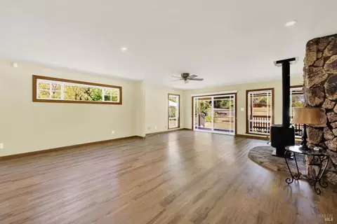 Living - 2430 Cordelia Rd, Fairfield, CA 94534 photo 11 of 14