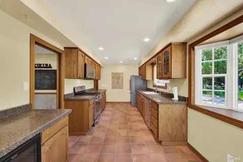 Kitchen - 2430 Cordelia Rd, Fairfield, CA 94534 photo 1 of 9