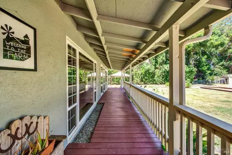Exterior - 2430 Cordelia Rd, Fairfield, CA 94534 photo 38 of 47