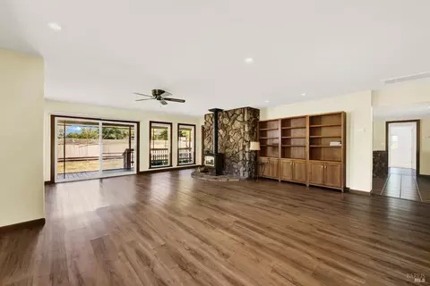 Living - 2430 Cordelia Rd, Fairfield, CA 94534 photo 13 of 14
