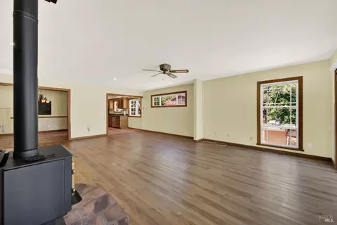 Living - 2430 Cordelia Rd, Fairfield, CA 94534 photo 7 of 14