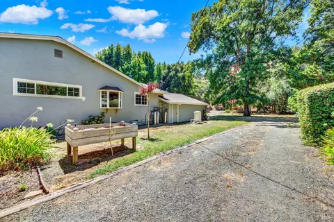 Exterior - 2430 Cordelia Rd, Fairfield, CA 94534 photo 45 of 47