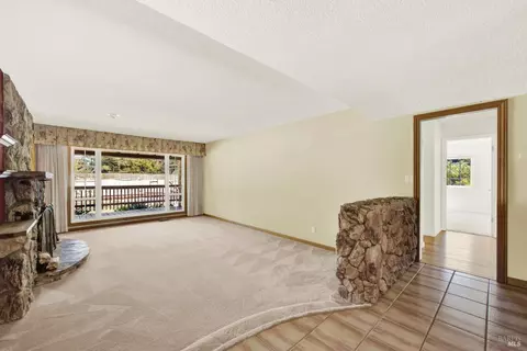 Living - 2430 Cordelia Rd, Fairfield, CA 94534 photo 1 of 14