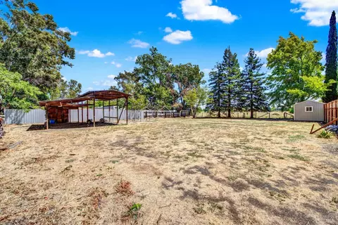 Exterior - 2430 Cordelia Rd, Fairfield, CA 94534 photo 33 of 47