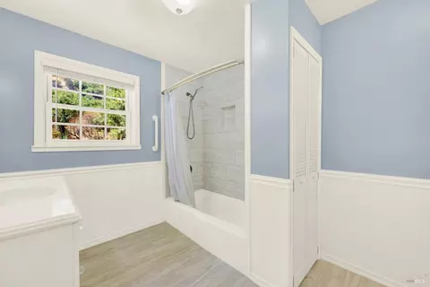 Bath - 2430 Cordelia Rd, Fairfield, CA 94534 photo 1 of 5