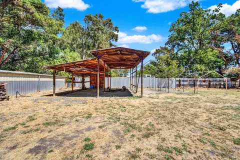 Exterior - 2430 Cordelia Rd, Fairfield, CA 94534 photo 32 of 47