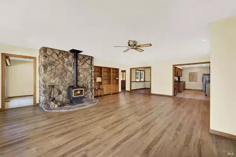 Living - 2430 Cordelia Rd, Fairfield, CA 94534 photo 9 of 14