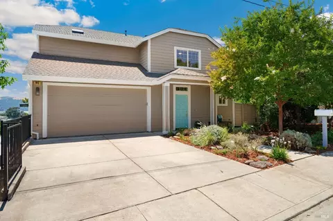 642 E N St, Benicia, CA 94510 photo 2