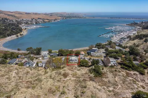1830 Whaleship Rd, Bodega Bay, CA 94923