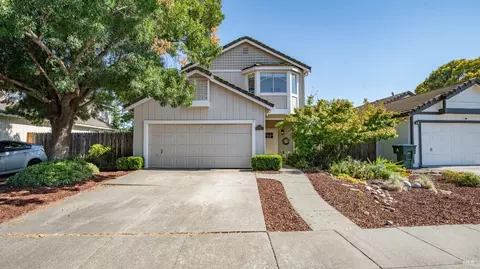 672 Poppy Cir, Vacaville, CA 95687