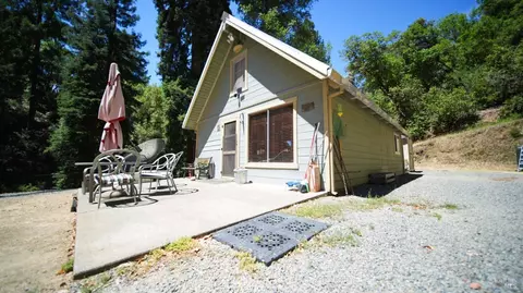 13735 Green Valley Rd, Sebastopol, CA 95472