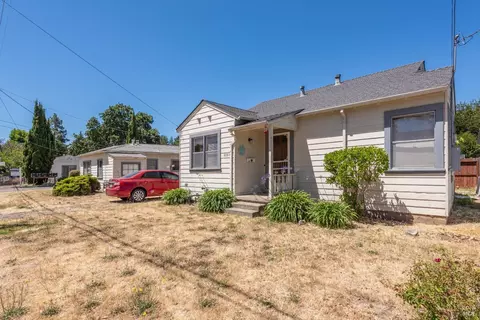 2157 Harding Ave, Napa, CA 94559