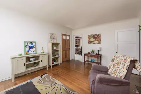 2157 Harding Ave, Napa, CA 94559 photo 4