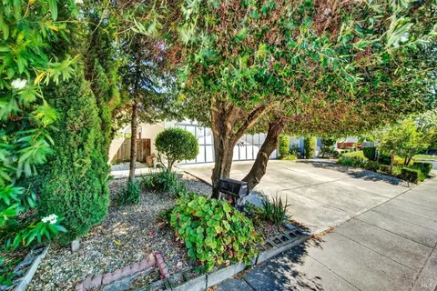 3353 Bingham Pl, Fairfield, CA 94534 photo 9