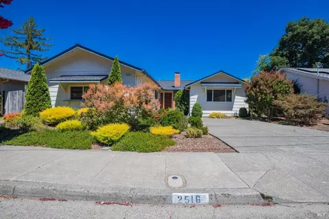 2516 Creekside Rd, Santa Rosa, CA 95405