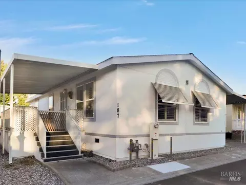 1597 Alamo Dr #187, Vacaville, CA 95687