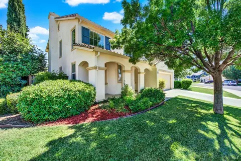 1525 Bello Dr, Dixon, CA 95620 photo 2