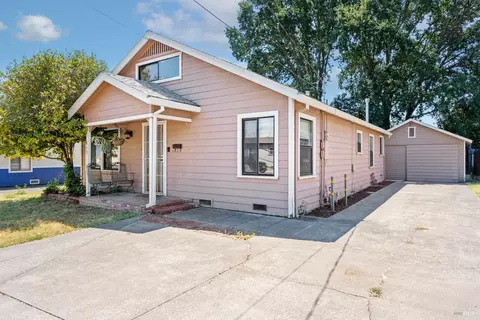 219 W Gobbi St, Ukiah, CA 95482 photo 18