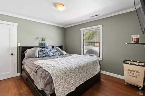 219 W Gobbi St, Ukiah, CA 95482 photo 8