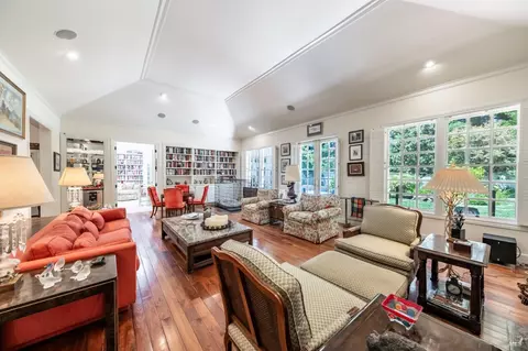 Living - 117 Red Top Rd, Fairfield, CA 94534 photo 3 of 6