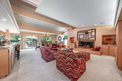 Living - 117 Red Top Rd, Fairfield, CA 94534 photo 4 of 6