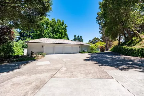 Exterior - 117 Red Top Rd, Fairfield, CA 94534 photo 10 of 35