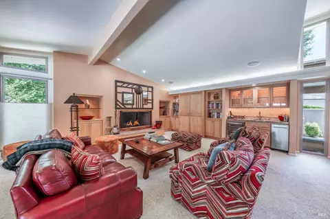 Living - 117 Red Top Rd, Fairfield, CA 94534 photo 6 of 6