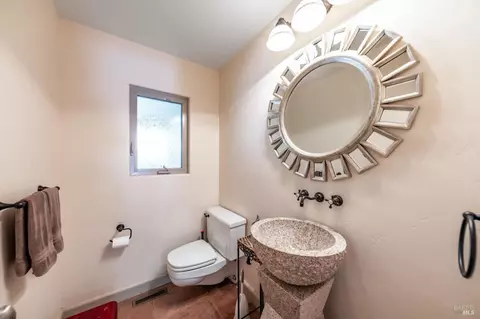 Bath - 117 Red Top Rd, Fairfield, CA 94534 photo 4 of 4