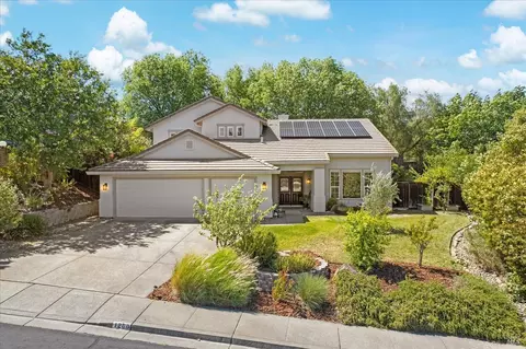 1200 Las Encinas Ct, Vacaville, CA 95687