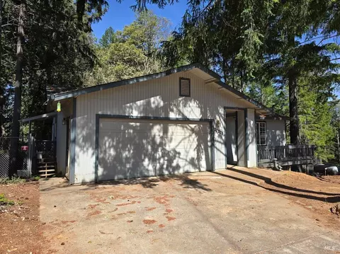 27220 Maize Dr, Willits, CA 95490