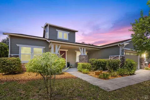 400 Longwood Pl, Vacaville, CA 95688