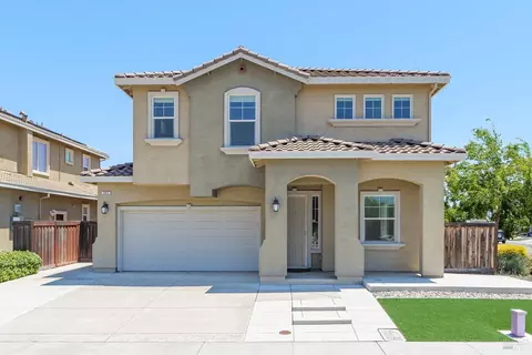 267 Aster St, Vacaville, CA 95688