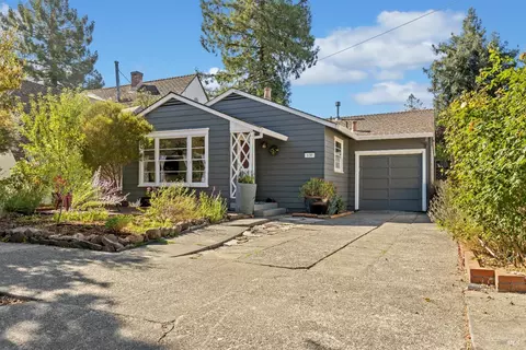 630 Oak St, Santa Rosa, CA 95404