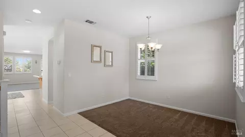 696 Greentree Cir, Fairfield, CA 94534 photo 6