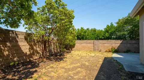 696 Greentree Cir, Fairfield, CA 94534 photo 44