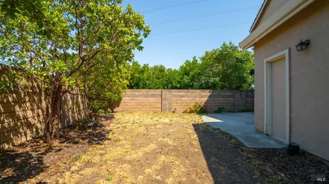 696 Greentree Cir, Fairfield, CA 94534 photo 43