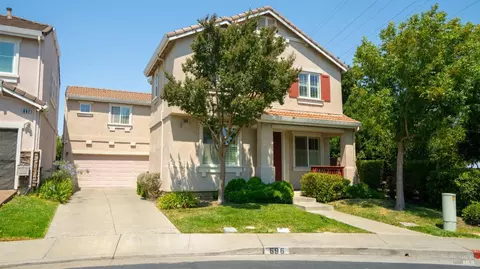 696 Greentree Cir, Fairfield, CA 94534