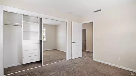 696 Greentree Cir, Fairfield, CA 94534 photo 30