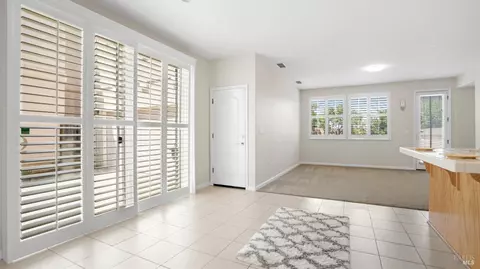 696 Greentree Cir, Fairfield, CA 94534 photo 10