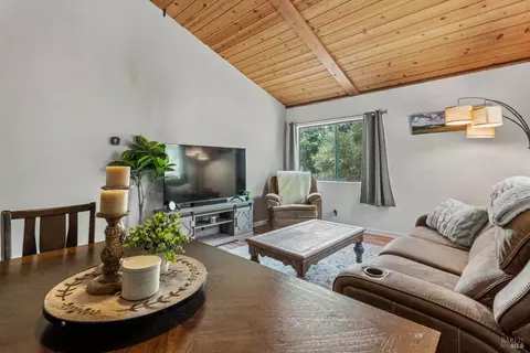 303 Crestview Dr, Ukiah, CA 95482 photo 18