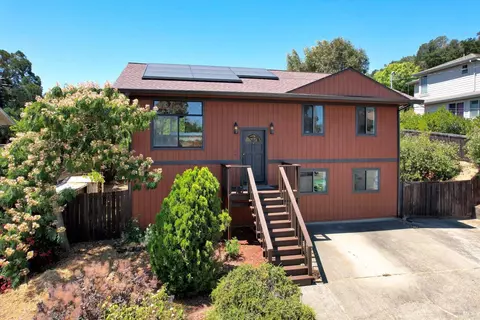 11 Gothic Dr, Novato, CA 94947