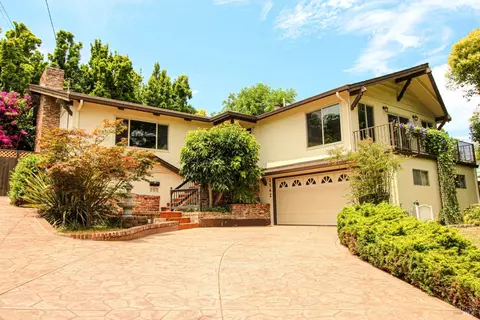 2542 La Don Ct, Castro Valley, CA 94546