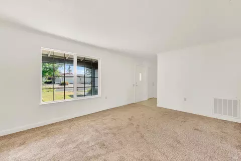 134 Olympic Cir, Vacaville, CA 95687 photo 11