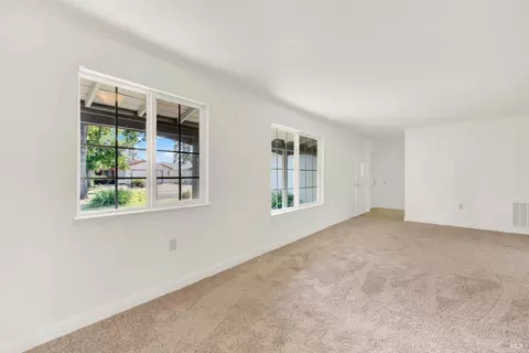 134 Olympic Cir, Vacaville, CA 95687 photo 15